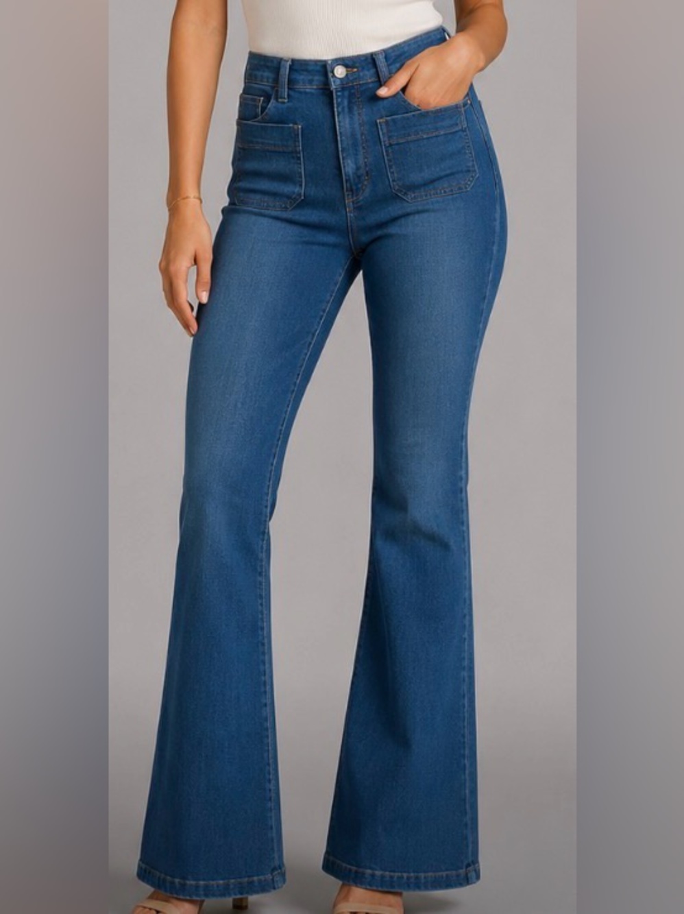 Pilcro Classic Blue Patch-Pocket Flare Jeans Size 29
